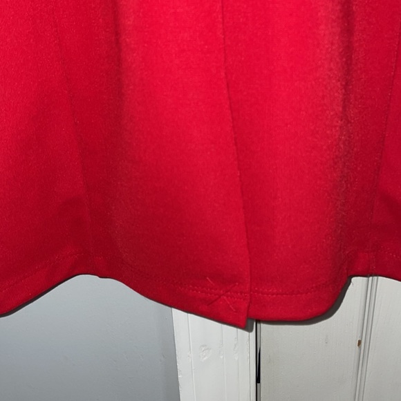 Red Dress - Picture 6 of 6